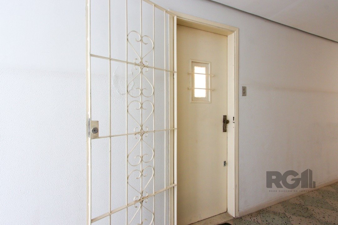 Apartamento à venda com 2 quartos, 68m² - Foto 24