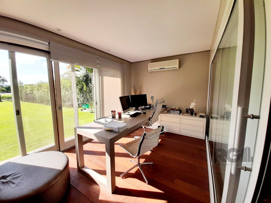 Casa Condominio para Venda - 322.65m², 4 dormitórios, sendo 4 suites, 2 vagas - Terra Ville