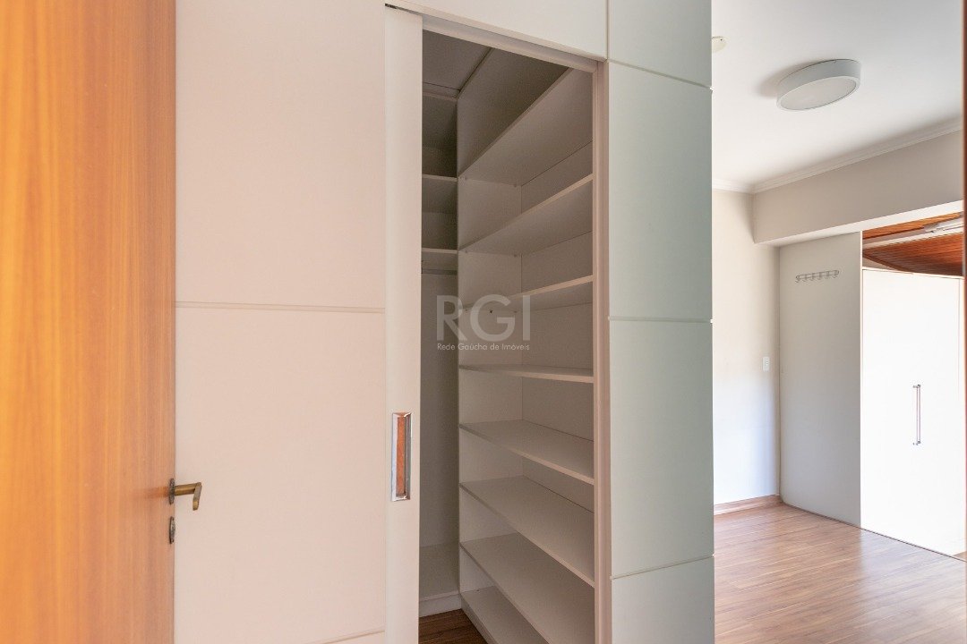 Apartamento para alugar com 2 quartos, 99m² - Foto 17