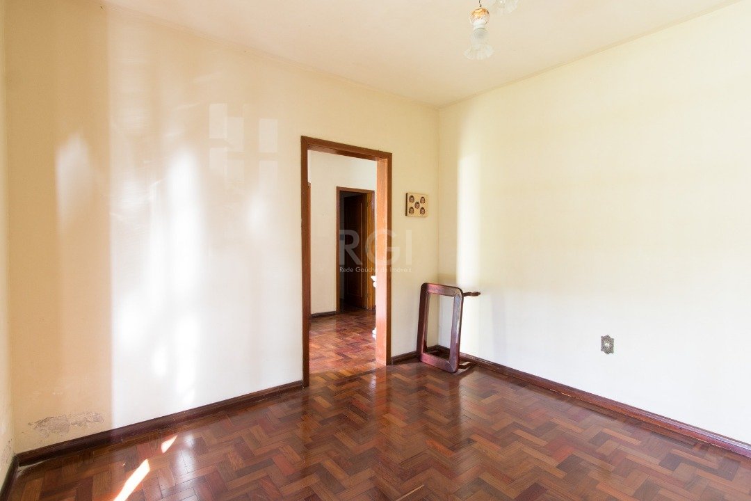 Casa para alugar com 4 quartos, 301m² - Foto 6