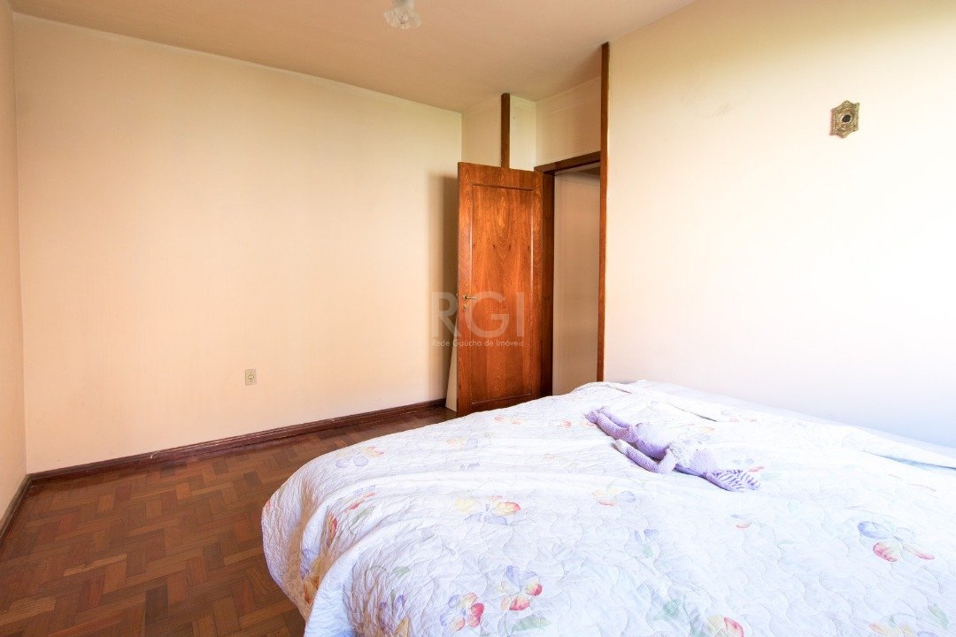 Casa para alugar com 4 quartos, 301m² - Foto 32