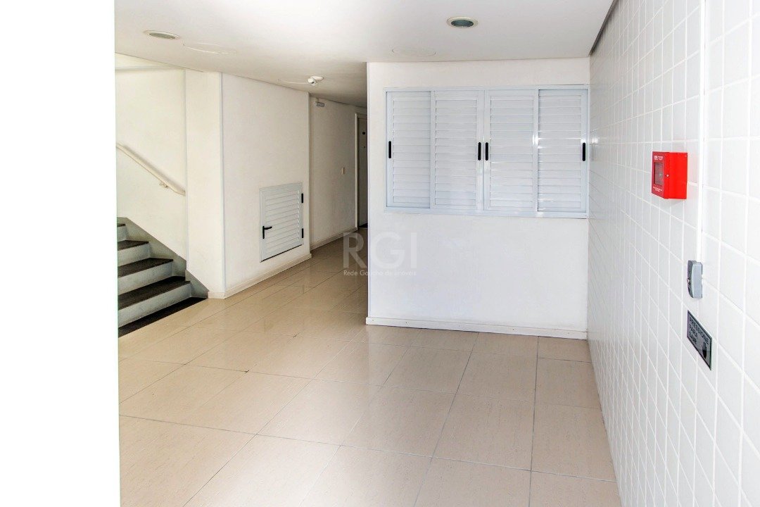 Apartamento para alugar com 2 quartos, 83m² - Foto 4