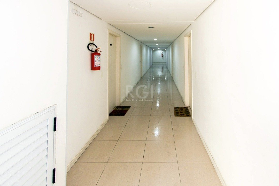 Apartamento para alugar com 2 quartos, 83m² - Foto 5