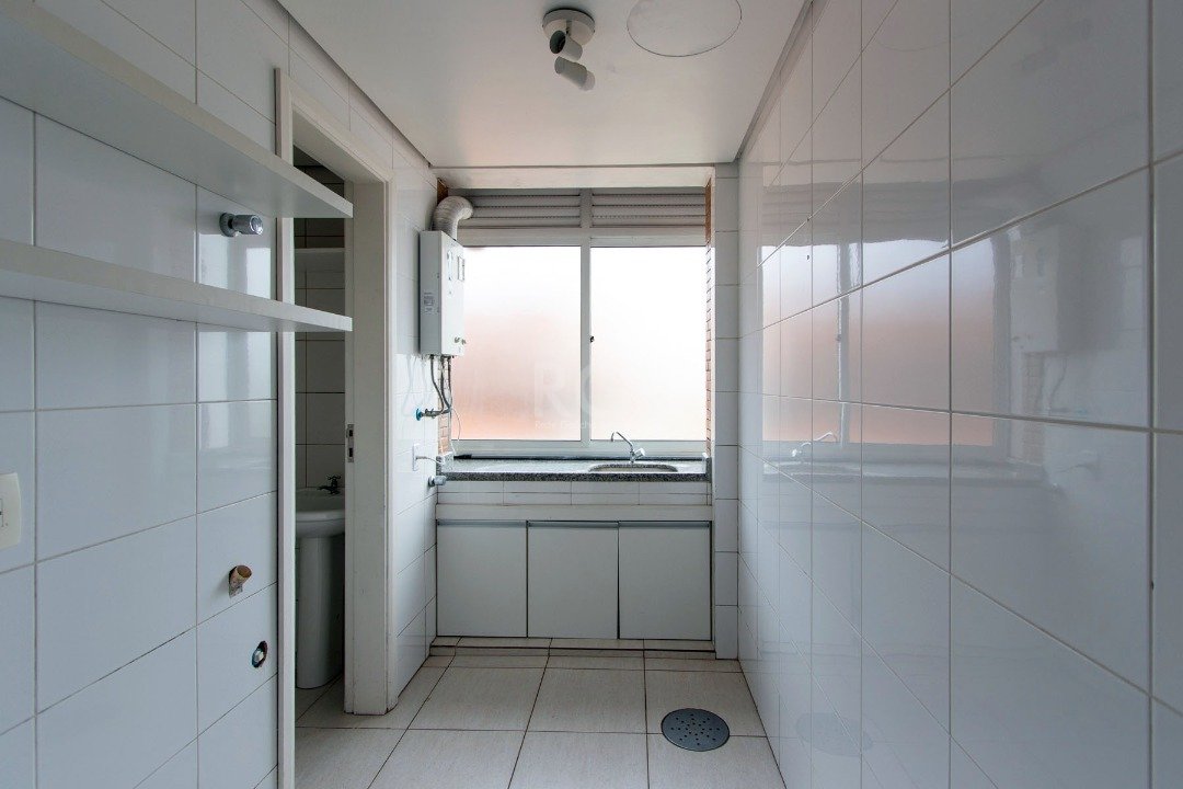 Apartamento para alugar com 2 quartos, 83m² - Foto 11
