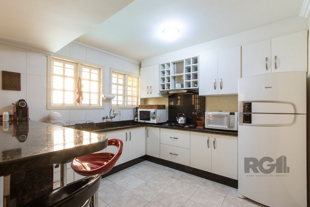 Casa para alugar com 4 quartos, 286m² - Foto 19