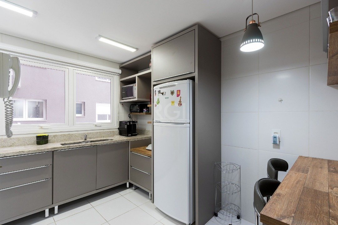 Apartamento para alugar com 3 quartos, 129m² - Foto 12