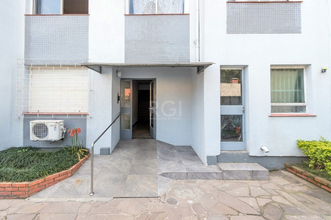 Apartamento à venda com 2 quartos, 58m² - Foto 1