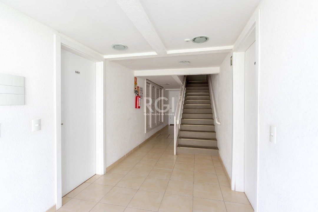 Apartamento à venda com 3 quartos, 51m² - Foto 3