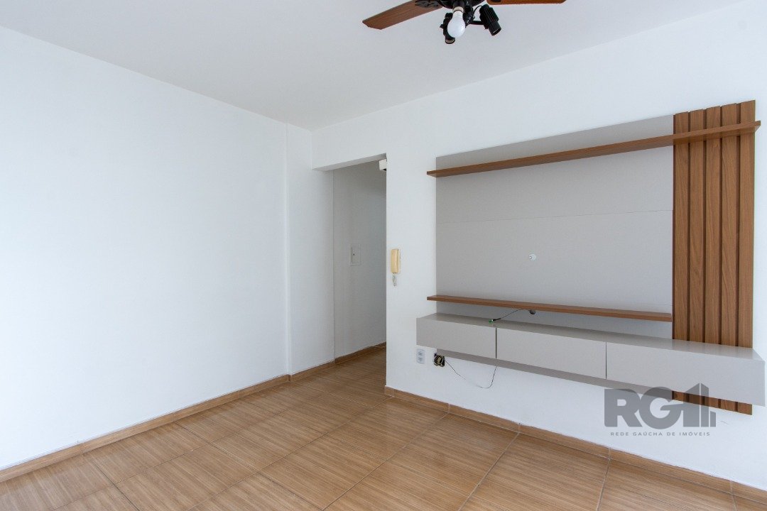 Apartamento para alugar com 1 quarto, 37m² - Foto 2