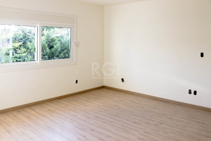 Casa para alugar com 4 quartos, 349m² - Foto 31