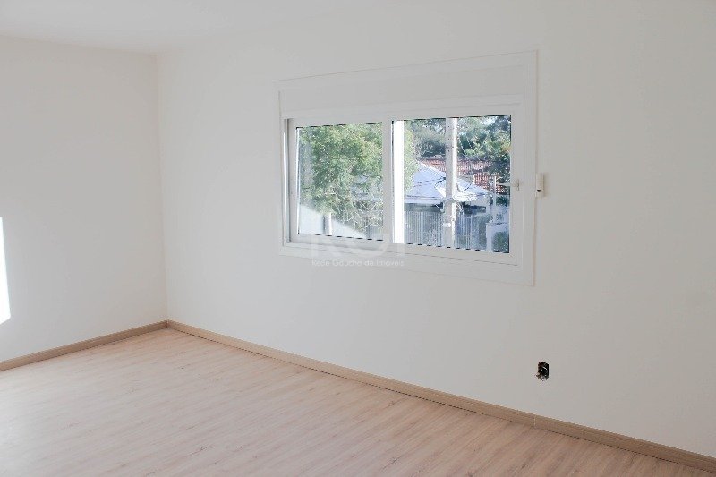 Casa para alugar com 4 quartos, 349m² - Foto 30