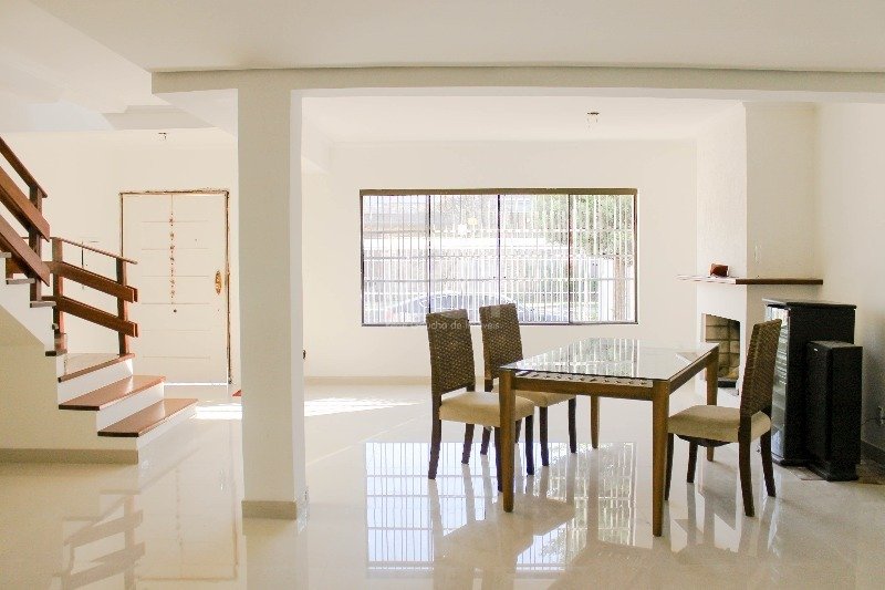 Casa para alugar com 4 quartos, 349m² - Foto 5