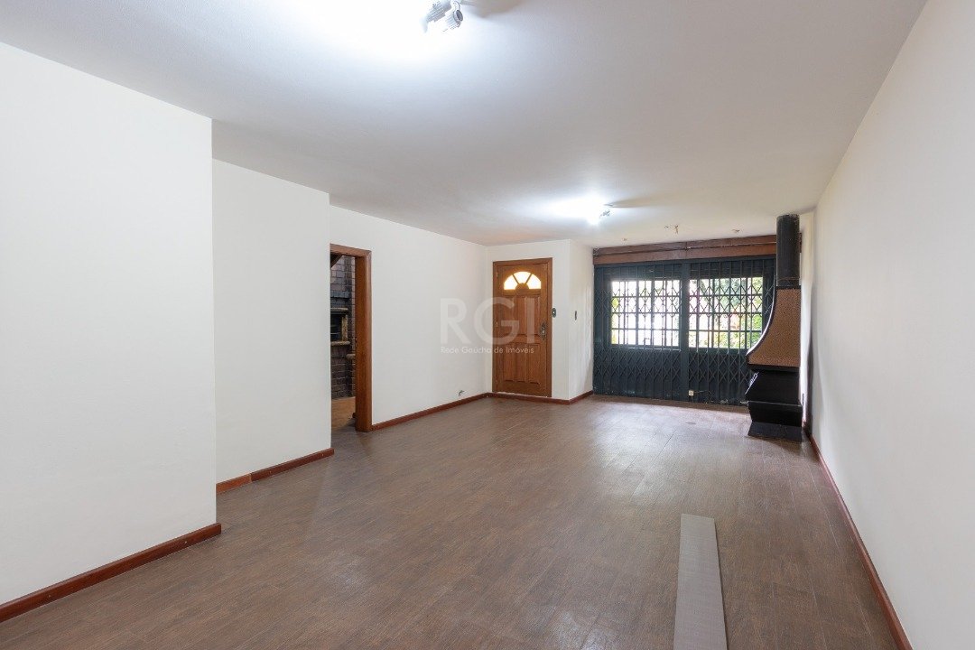 Casa para alugar com 4 quartos, 245m² - Foto 6