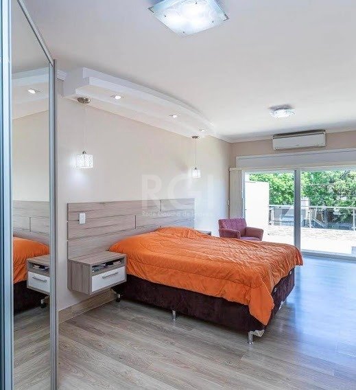 Casa à venda com 3 quartos, 332m² - Foto 14