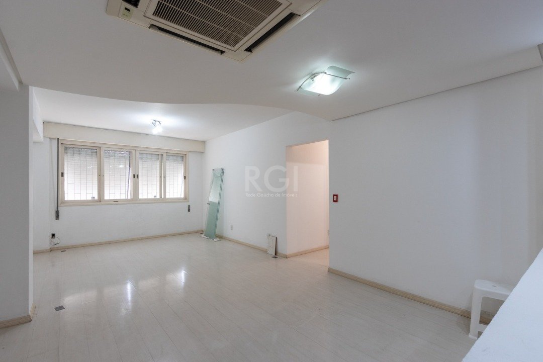 Apartamento à venda com 3 quartos, 104m² - Foto 4