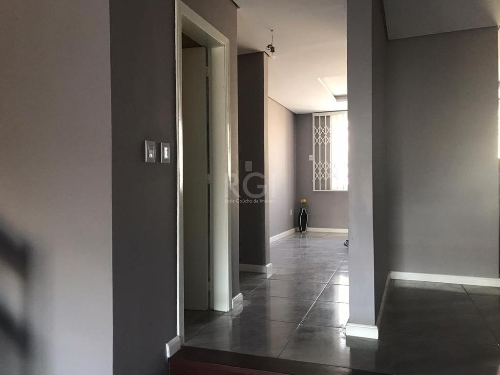 Casa à venda com 4 quartos, 268m² - Foto 4