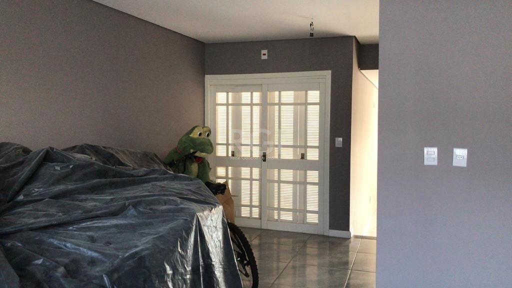 Casa à venda com 4 quartos, 268m² - Foto 9