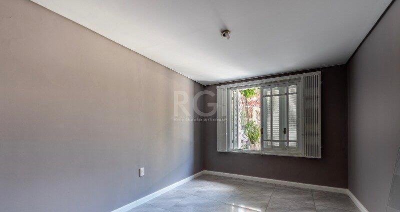 Casa à venda com 4 quartos, 268m² - Foto 17