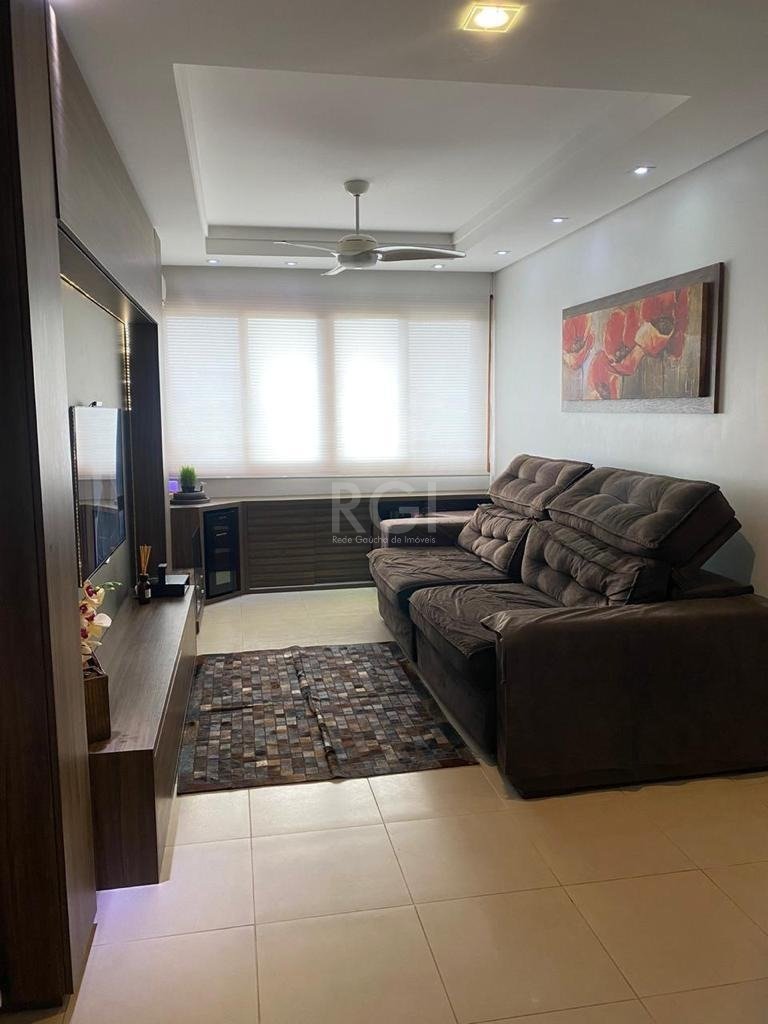 Apartamento à venda com 2 quartos, 70m² - Foto 1