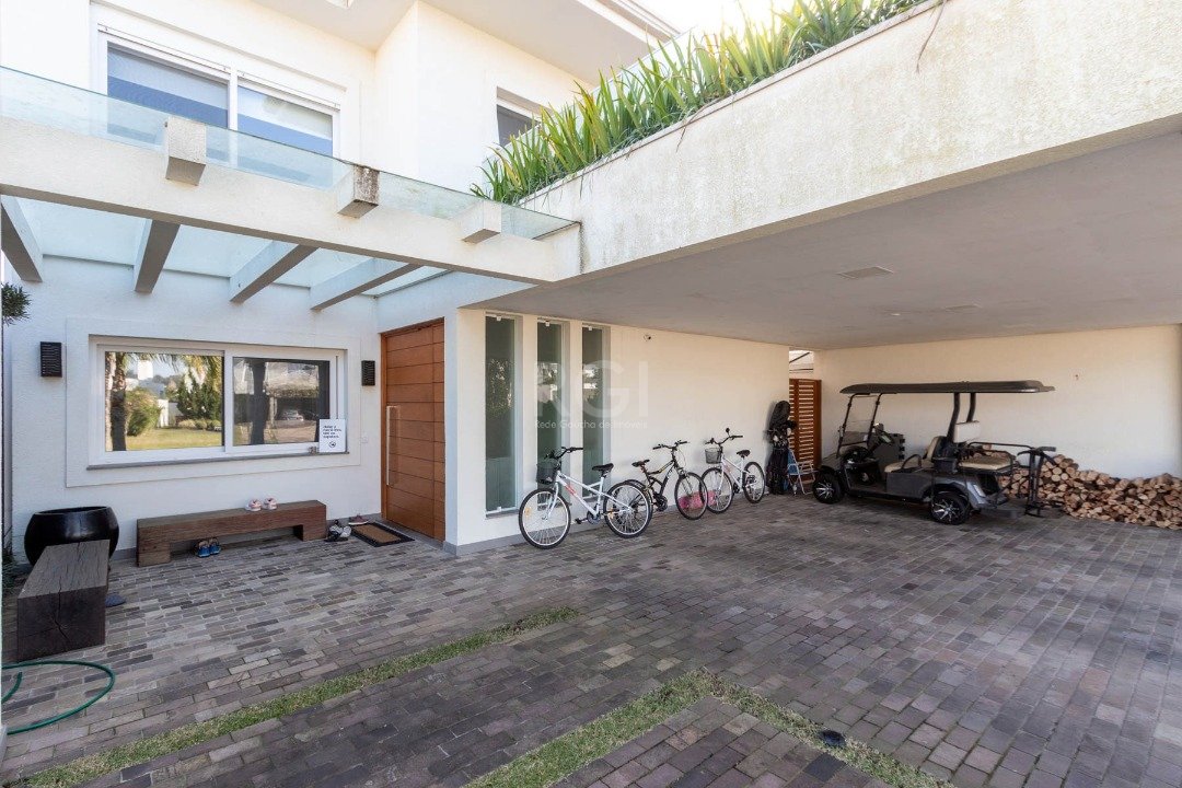 Casa de Condomínio à venda com 4 quartos, 384m² - Foto 18