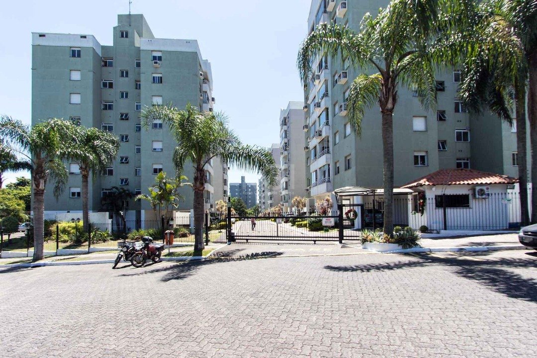Apartamento com 62m², 3 dormitórios, 1 vaga no bairro Nonoai em Porto Alegre para Comprar