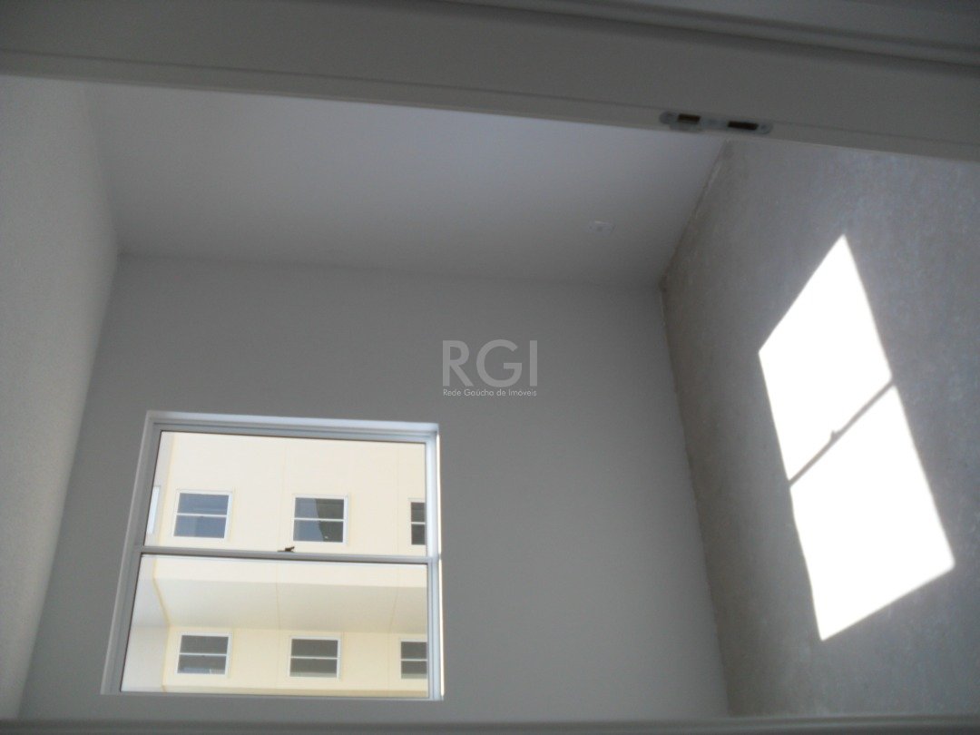 Apartamento à venda com 2 quartos, 43m² - Foto 12