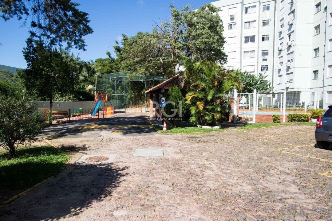 Apartamento à venda com 2 quartos, 61m² - Foto 1