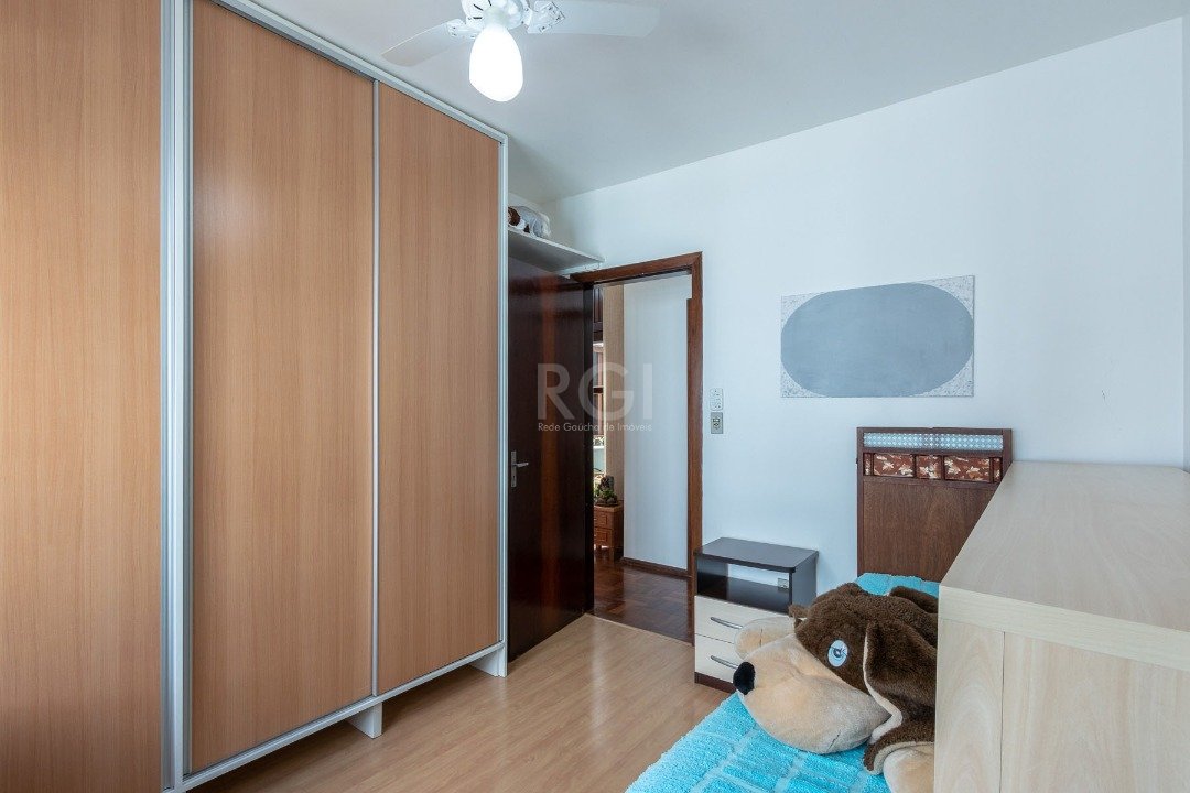 Casa à venda com 3 quartos, 217m² - Foto 17