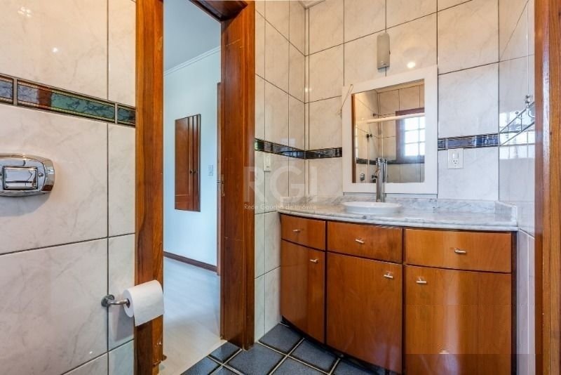 Casa de Condomínio à venda com 3 quartos, 200m² - Foto 18