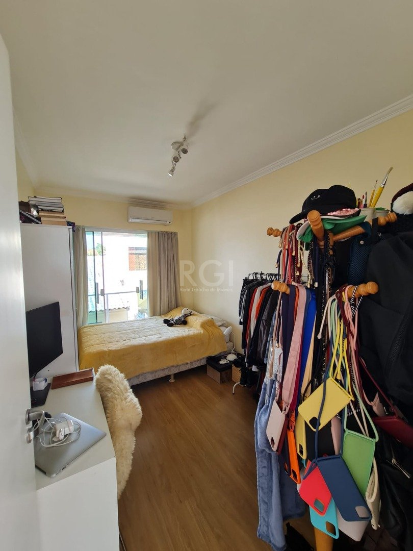 Casa à venda com 3 quartos, 330m² - Foto 25