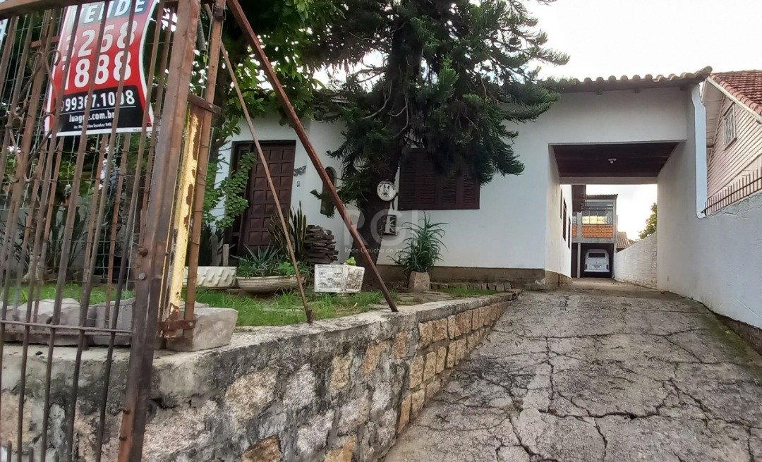 Casa à venda com 3 quartos, 100m² - Foto 4