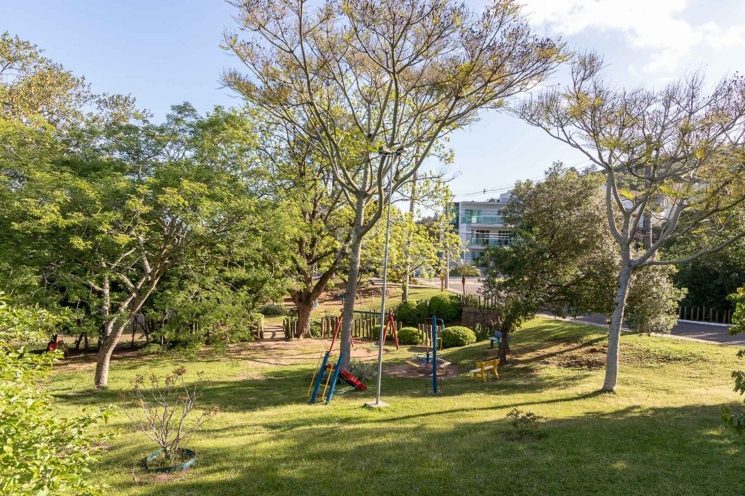 Casa de Condomínio à venda com 3 quartos, 358m² - Foto 18