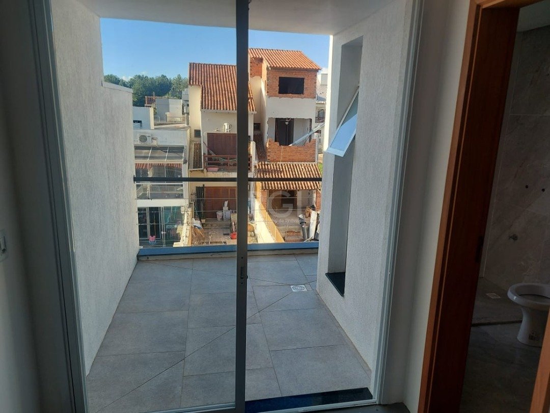 Casa à venda com 3 quartos, 162m² - Foto 4