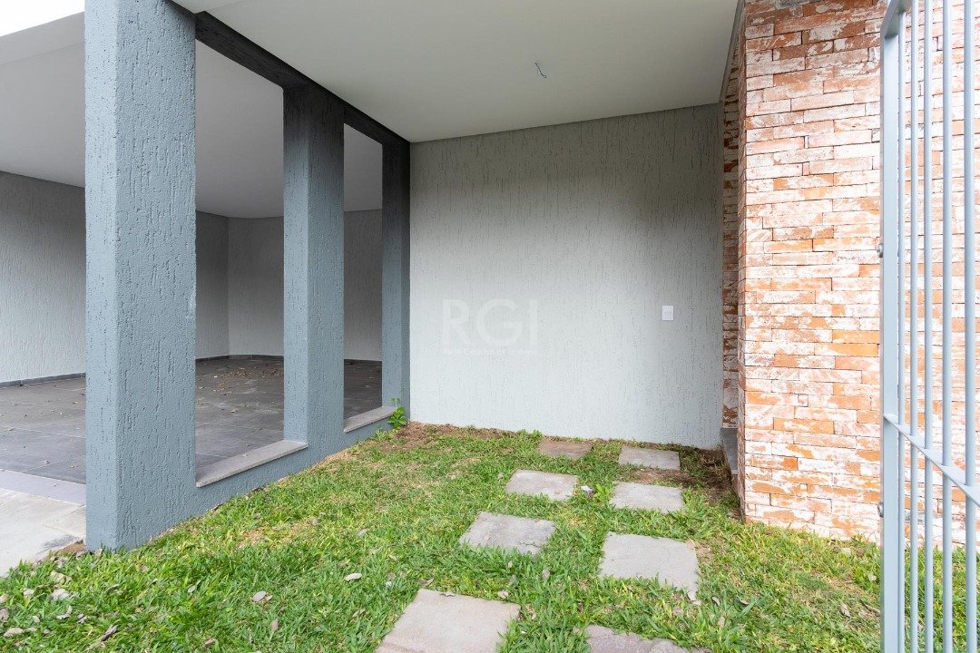 Casa à venda com 4 quartos, 198m² - Foto 3