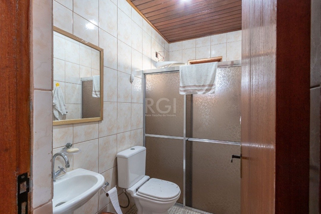 Casa à venda com 4 quartos, 200m² - Foto 25