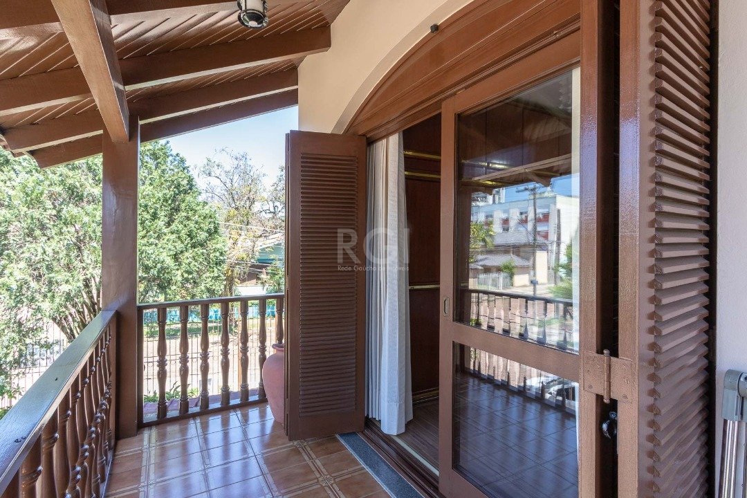 Casa à venda com 4 quartos, 350m² - Foto 40