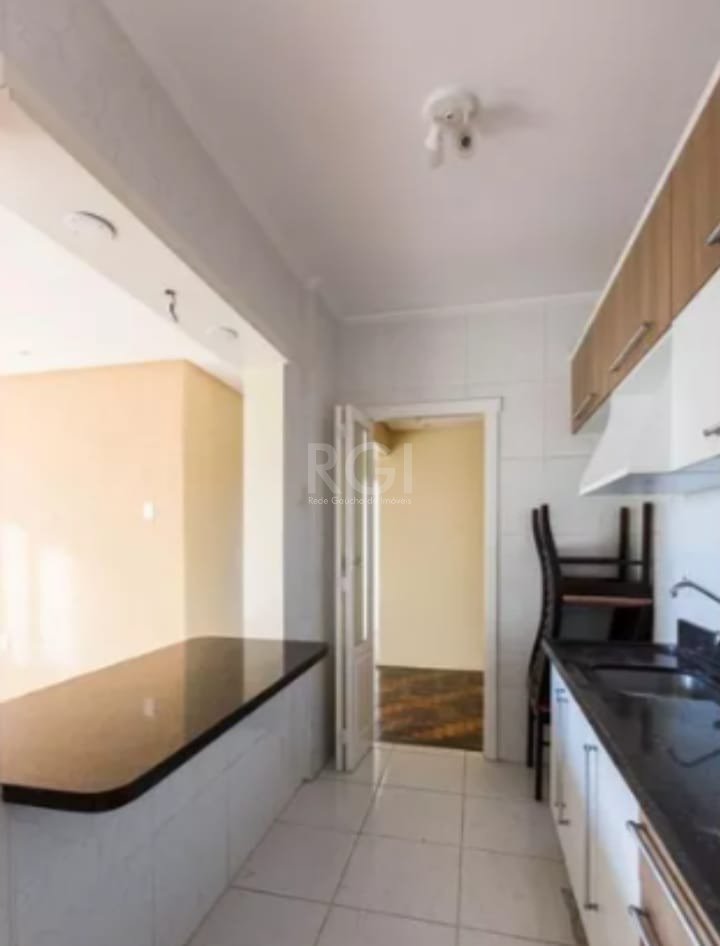 Apartamento à venda com 2 quartos, 58m² - Foto 2