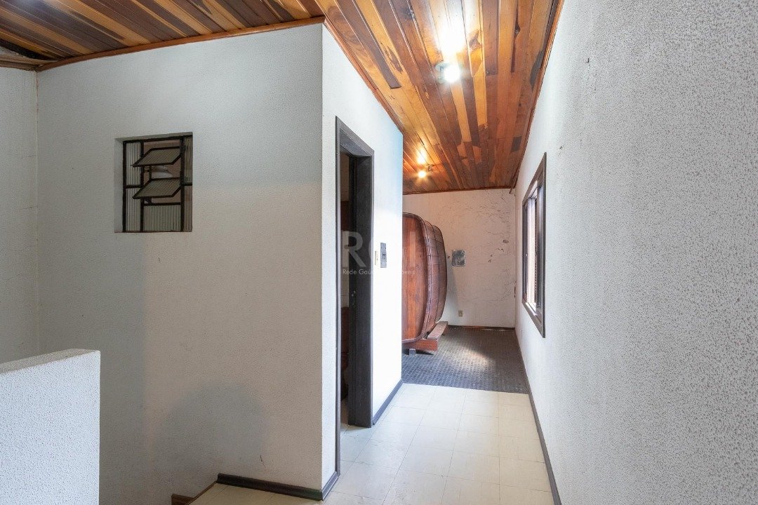 Casa à venda com 3 quartos, 298m² - Foto 42