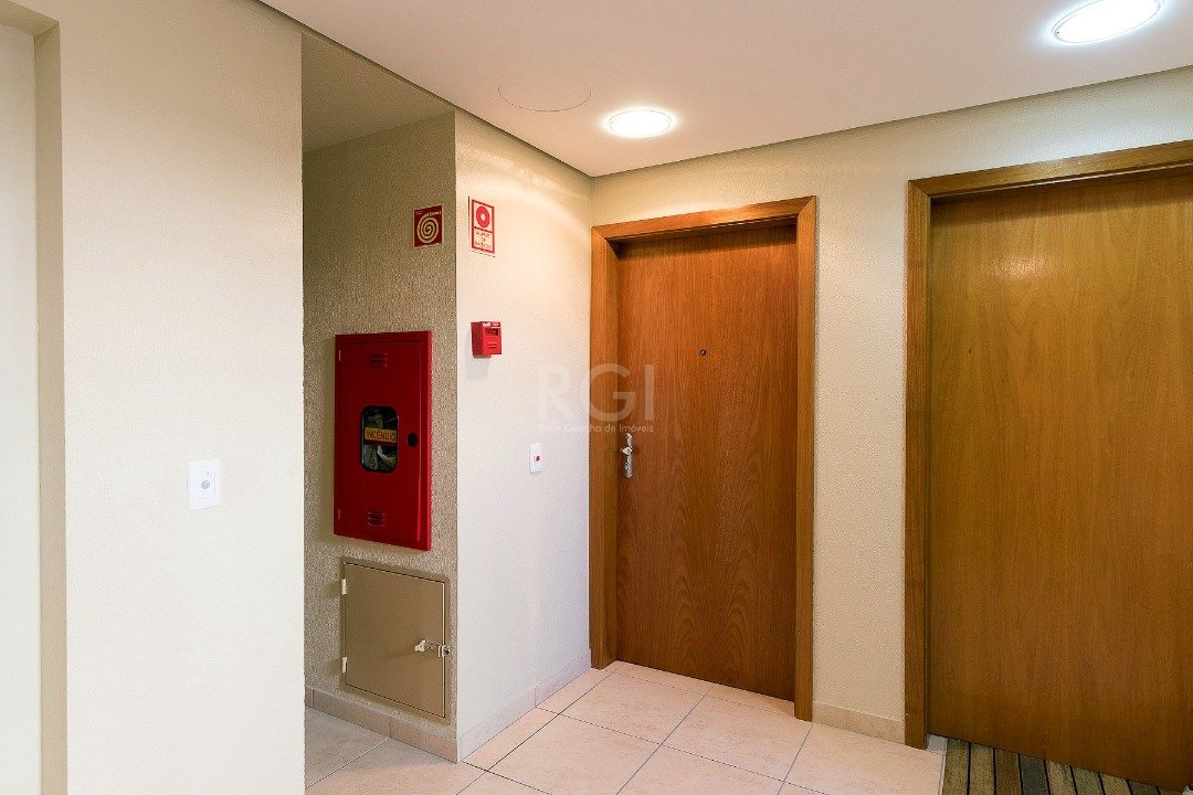 Apartamento à venda com 2 quartos, 67m² - Foto 25