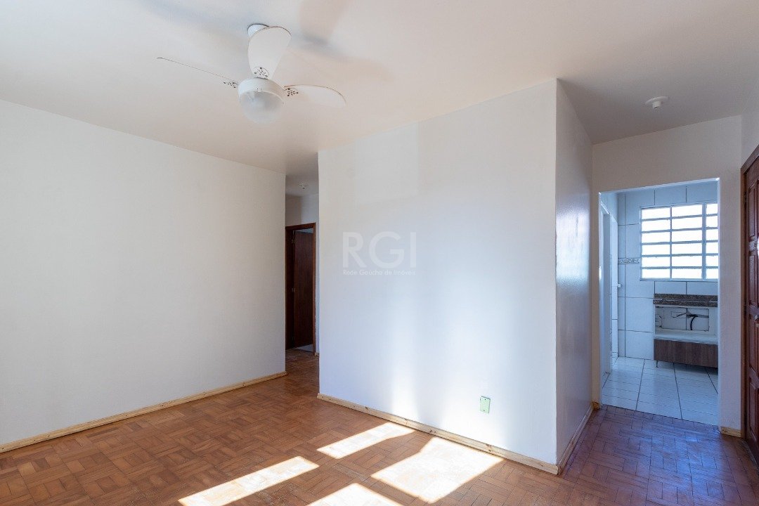 Apartamento à venda com 2 quartos, 70m² - Foto 4