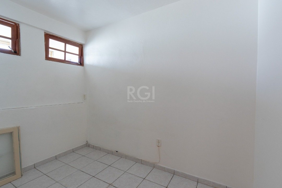 Apartamento à venda com 2 quartos, 70m² - Foto 8