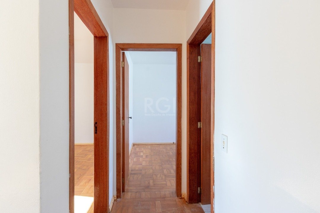 Apartamento à venda com 2 quartos, 70m² - Foto 11