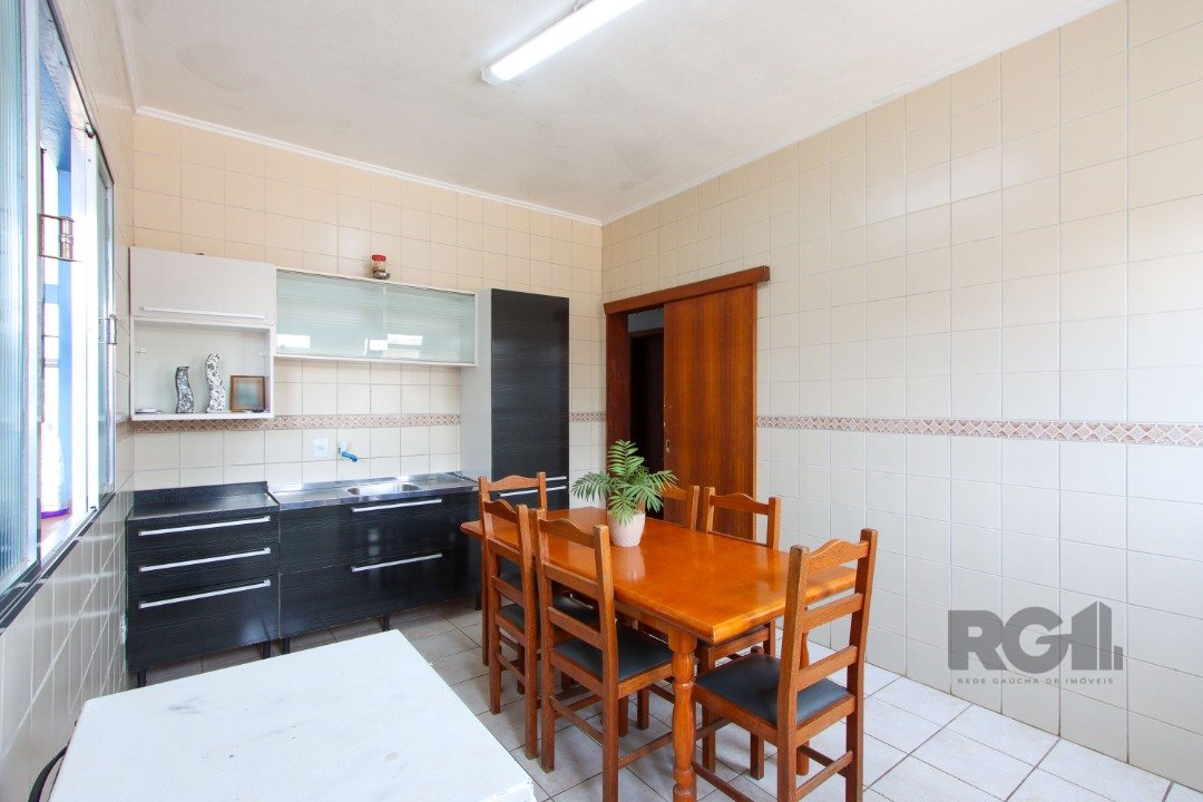 Casa à venda com 3 quartos, 220m² - Foto 20