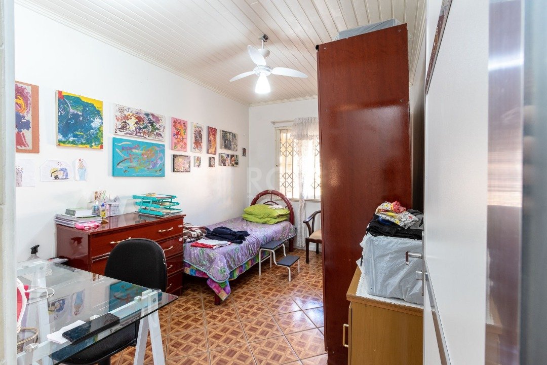 Casa à venda com 5 quartos, 250m² - Foto 17