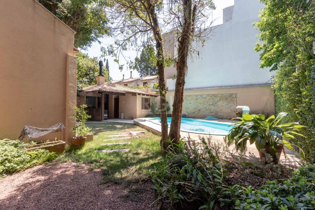 Casa de Condomínio à venda com 3 quartos, 380m² - Foto 24