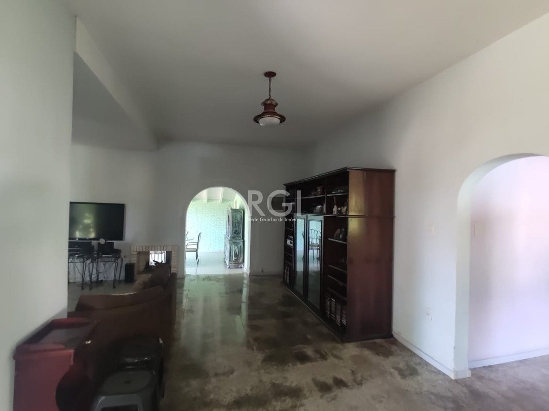 Casa à venda com 3 quartos, 912m² - Foto 3