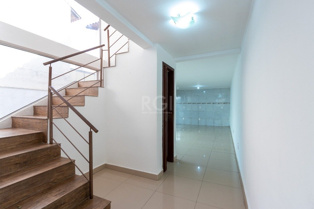 Casa à venda com 3 quartos, 184m² - Foto 8