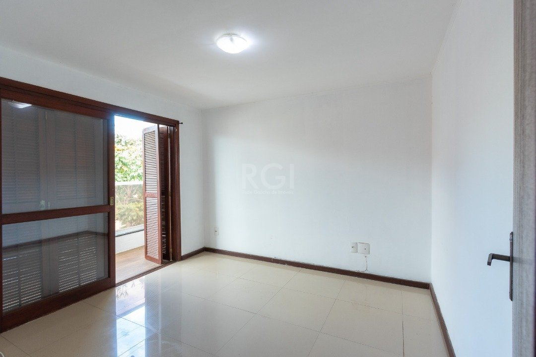 Casa à venda com 3 quartos, 184m² - Foto 30