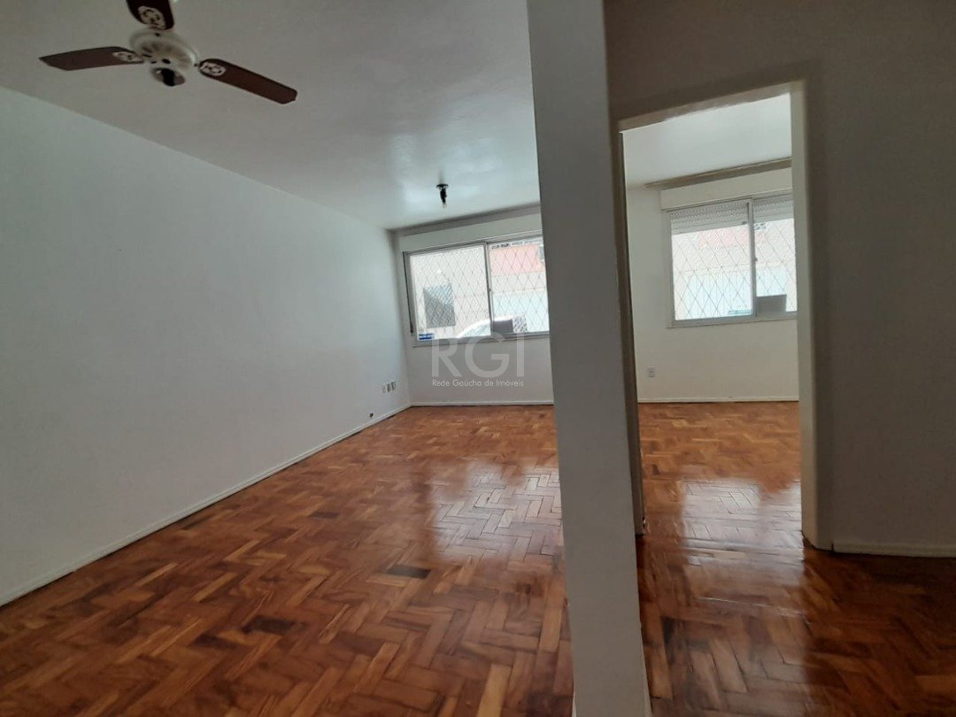 Apartamento à venda com 2 quartos, 63m² - Foto 3