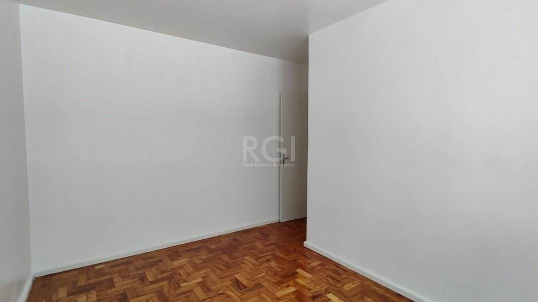 Apartamento à venda com 2 quartos, 63m² - Foto 9